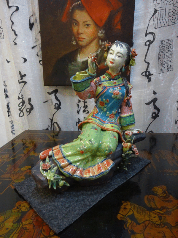 statuetta cinese porcellana