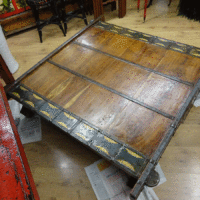 tavolo basso antico