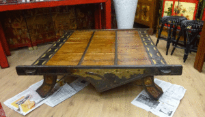 tavolo da salotto antico