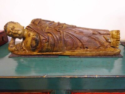 Budda disteso legno