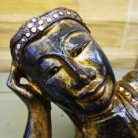 budda disteso legno